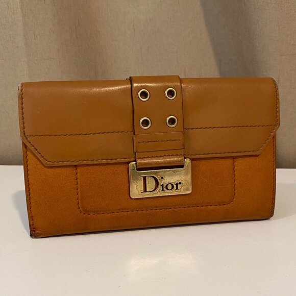 Christian Dior 2002 Calfskin Leather Wallet Brown Gold Hardware 6.5x4